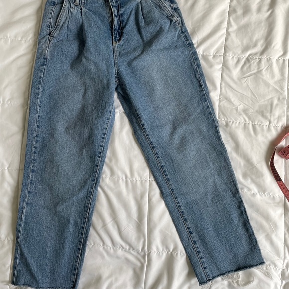 Garage Mom Jeans 3 - Picture 8 of 12